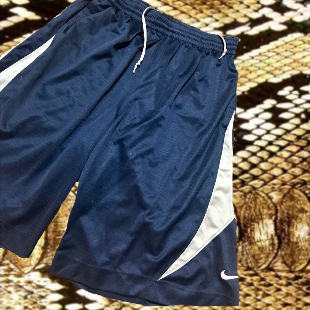 ❌❌sold❌❌Nike Basketball Mens XL
